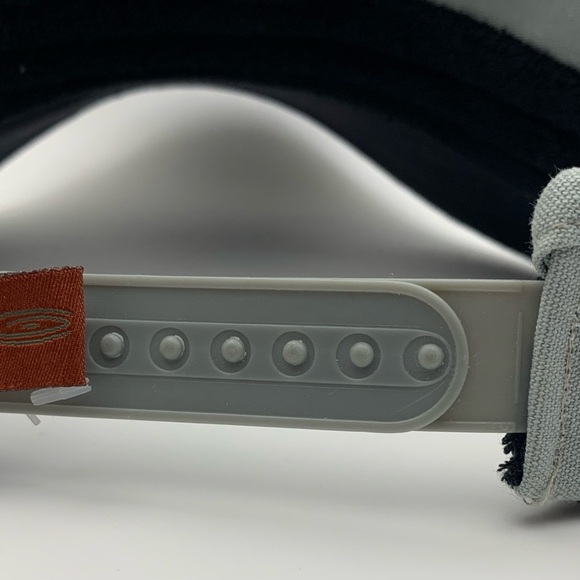 Fishpond Sabalo Lightweight Gray Adjustable Stitched Visor Hat Cap Fishing New - Picture 8 of 12